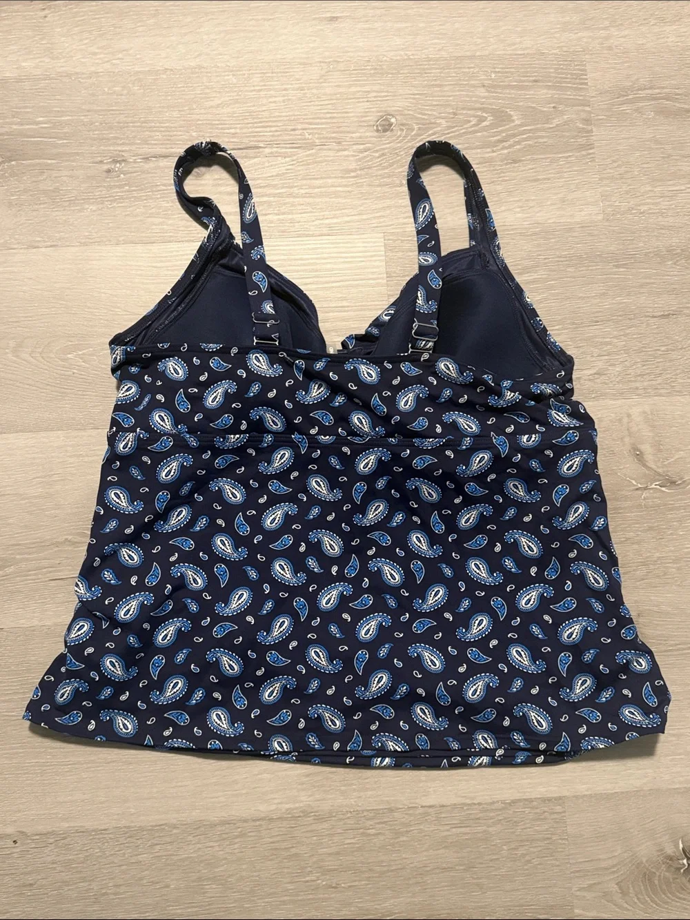 Lands'‎ End Navy Paisley Tankini Top